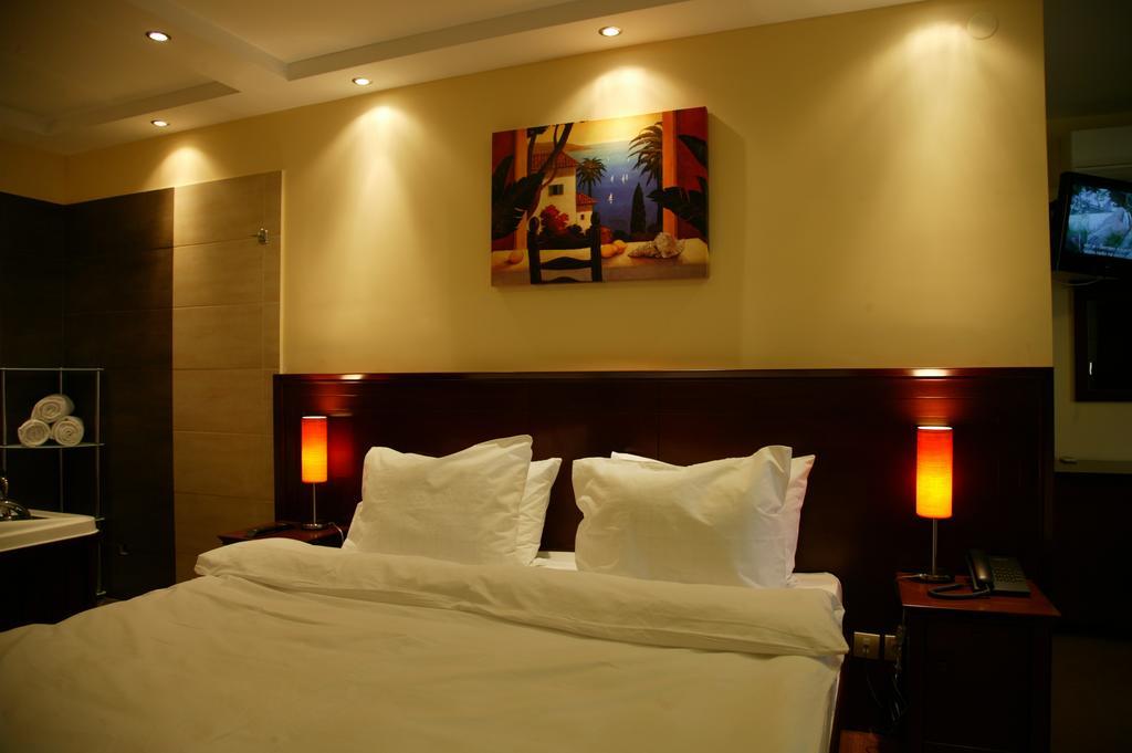 Garni Hotel Contact Belgrade Bilik gambar