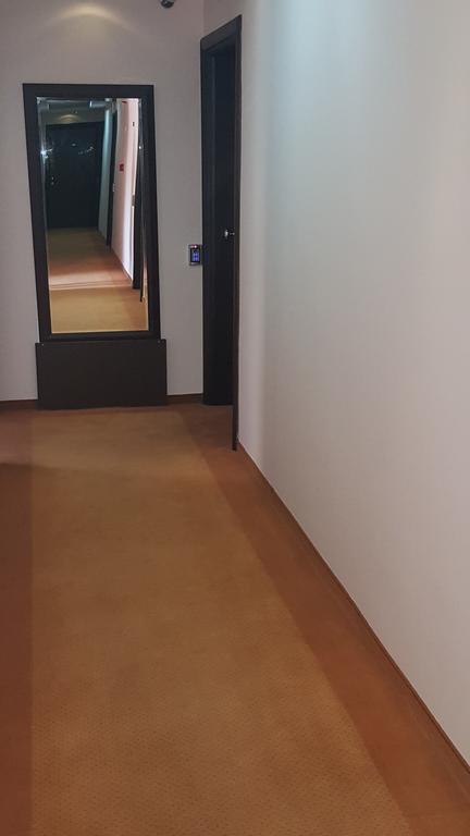 Garni Hotel Contact Belgrade Luaran gambar