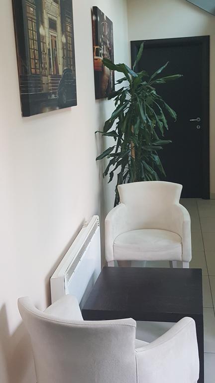 Garni Hotel Contact Belgrade Luaran gambar