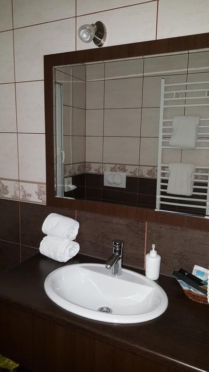 Garni Hotel Contact Belgrade Luaran gambar