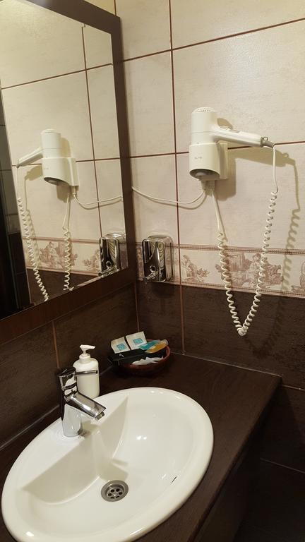 Garni Hotel Contact Belgrade Luaran gambar