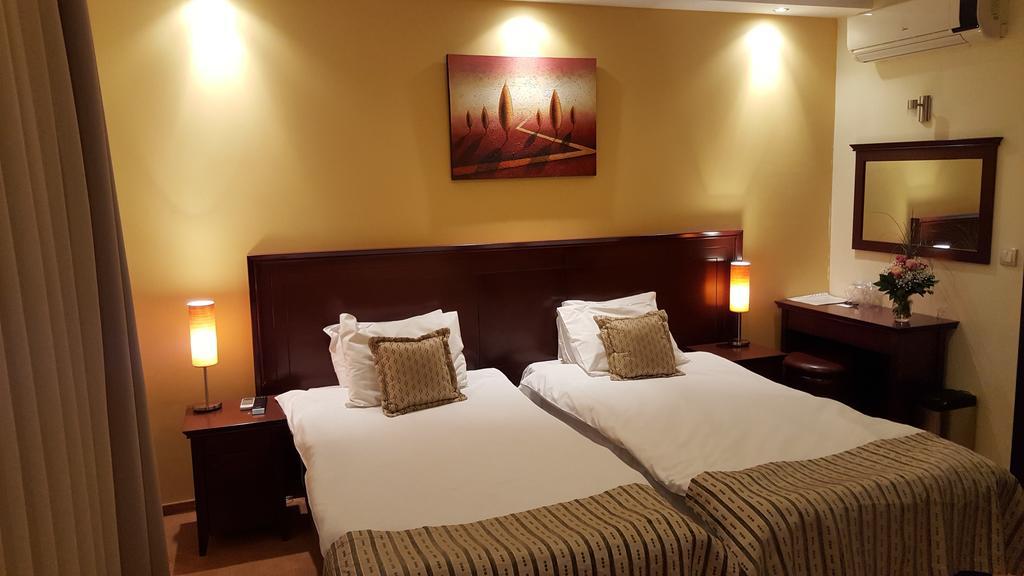 Garni Hotel Contact Belgrade Luaran gambar