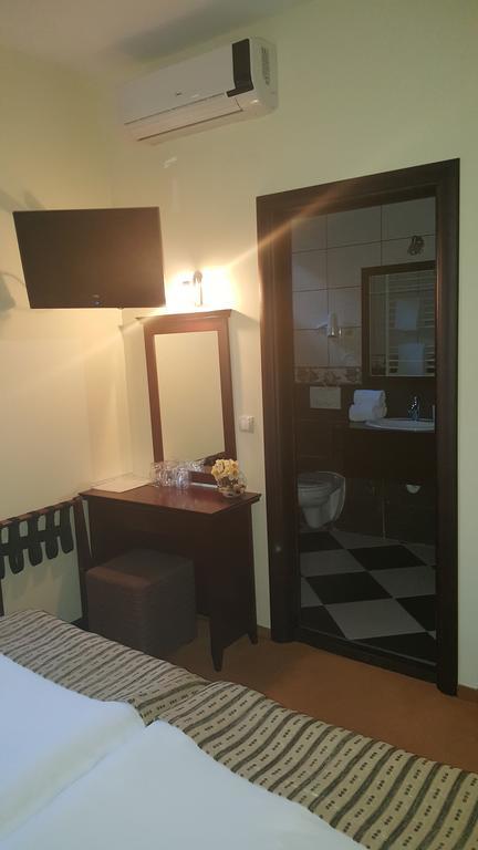 Garni Hotel Contact Belgrade Luaran gambar