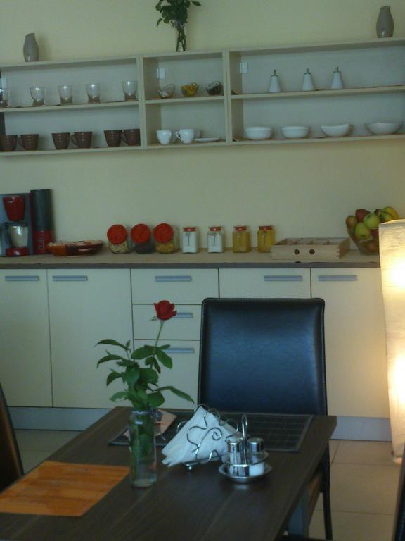 Garni Hotel Contact Belgrade Luaran gambar