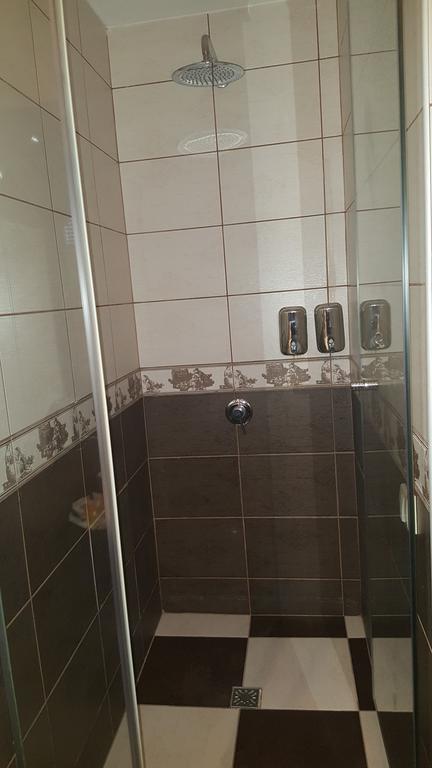 Garni Hotel Contact Belgrade Luaran gambar