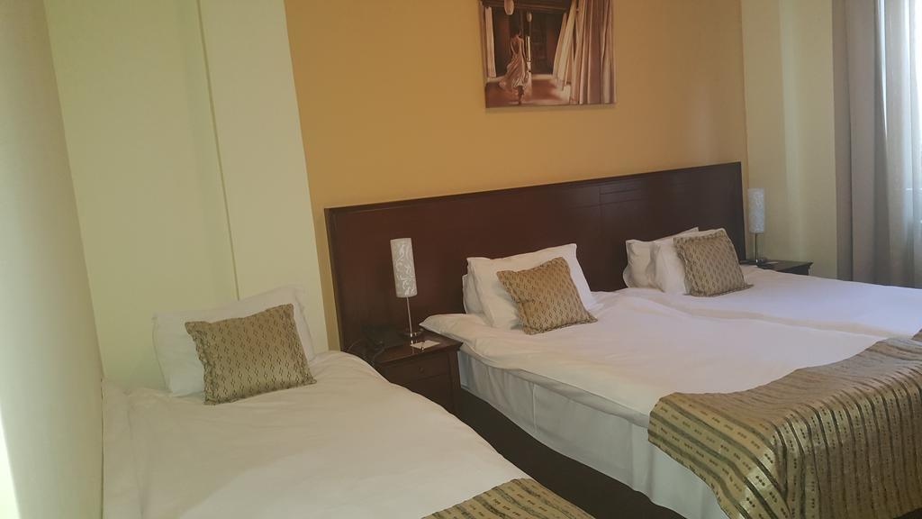 Garni Hotel Contact Belgrade Luaran gambar